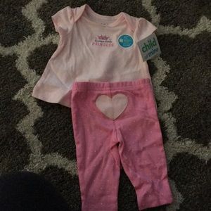 Carters Newborn pants and top set